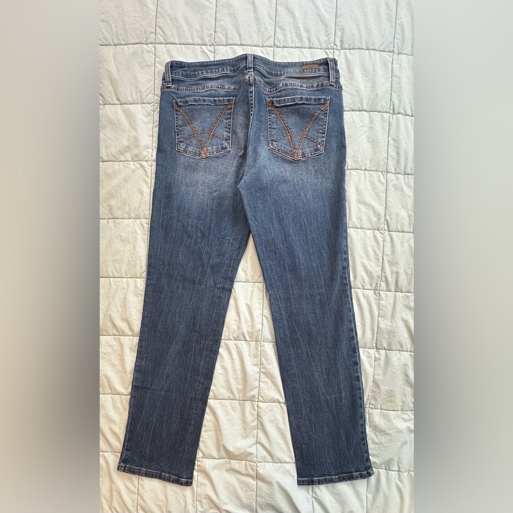 Kut from the Kloth Dark Blue Jeans with Tan Stitching